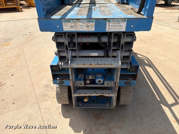 image for item FB8262 Genie GS-2032 scissor lift