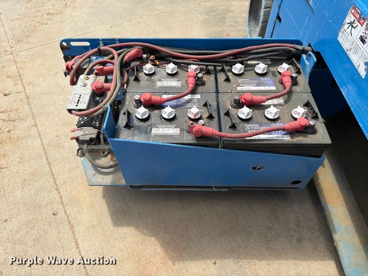 image for item FB8262 Genie GS-2032 scissor lift