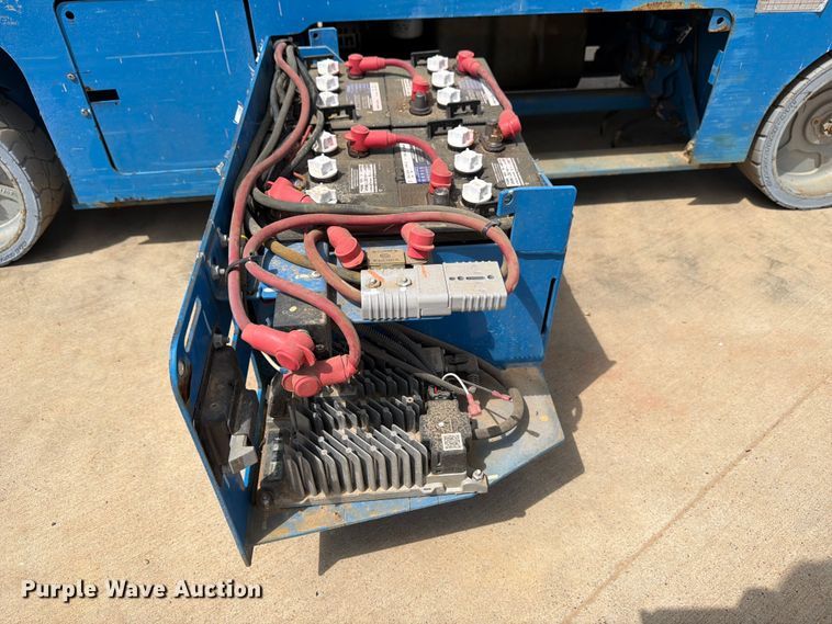 image for item FB8262 Genie GS-2032 scissor lift