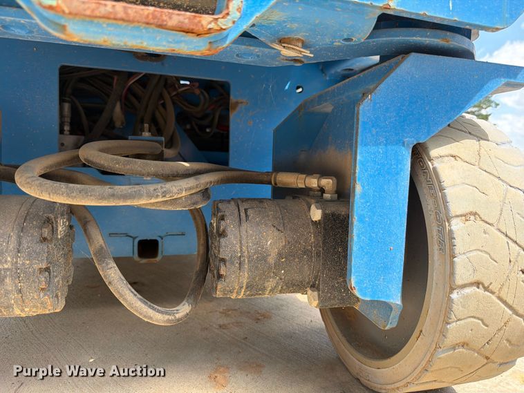 image for item FB8262 Genie GS-2032 scissor lift