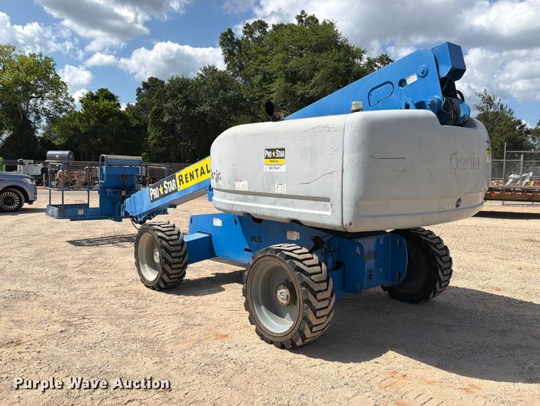 image for item FB8263 2008 Genie S-60HC boom lift