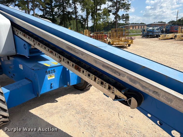 image for item FB8263 2008 Genie S-60HC boom lift