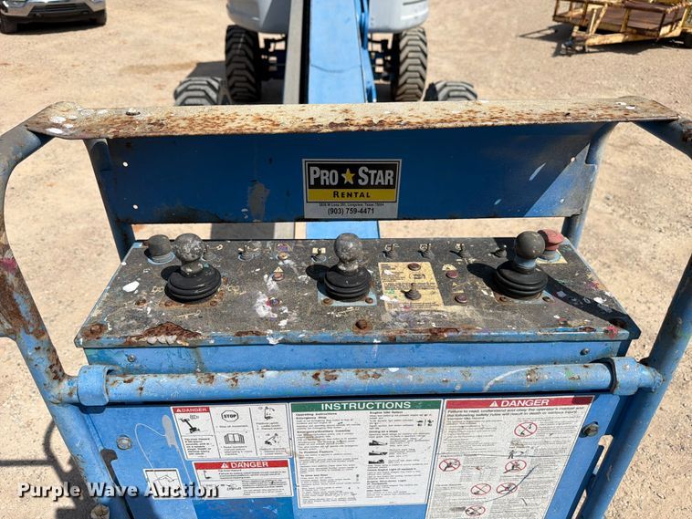image for item FB8263 2008 Genie S-60HC boom lift