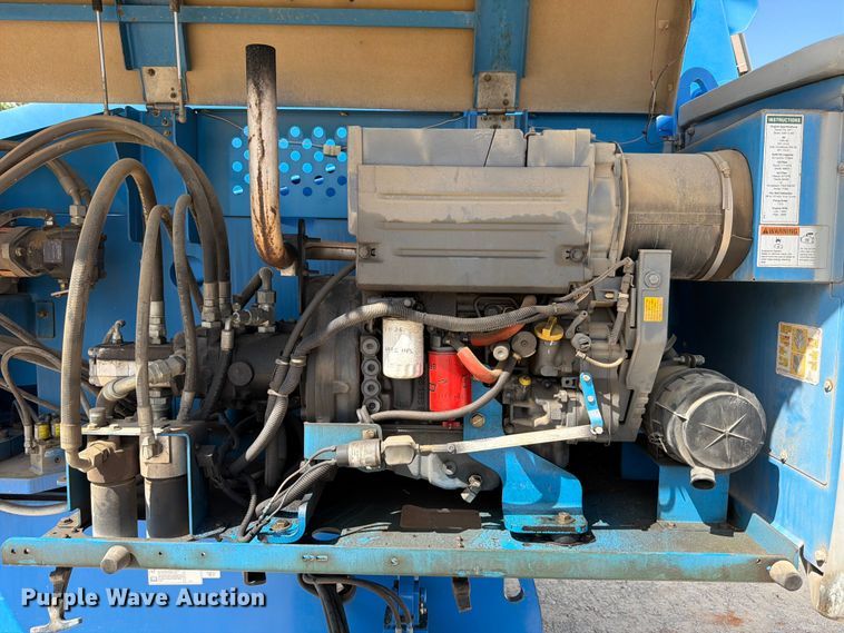image for item FB8263 2008 Genie S-60HC boom lift