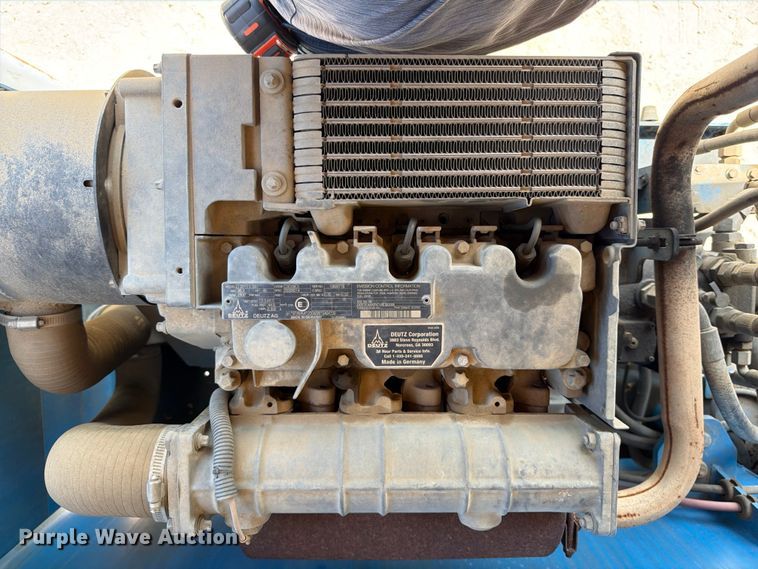 image for item FB8263 2008 Genie S-60HC boom lift