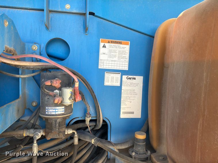image for item FB8263 2008 Genie S-60HC boom lift