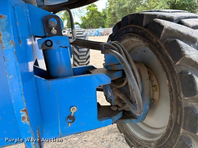 image for item FB8263 2008 Genie S-60HC boom lift