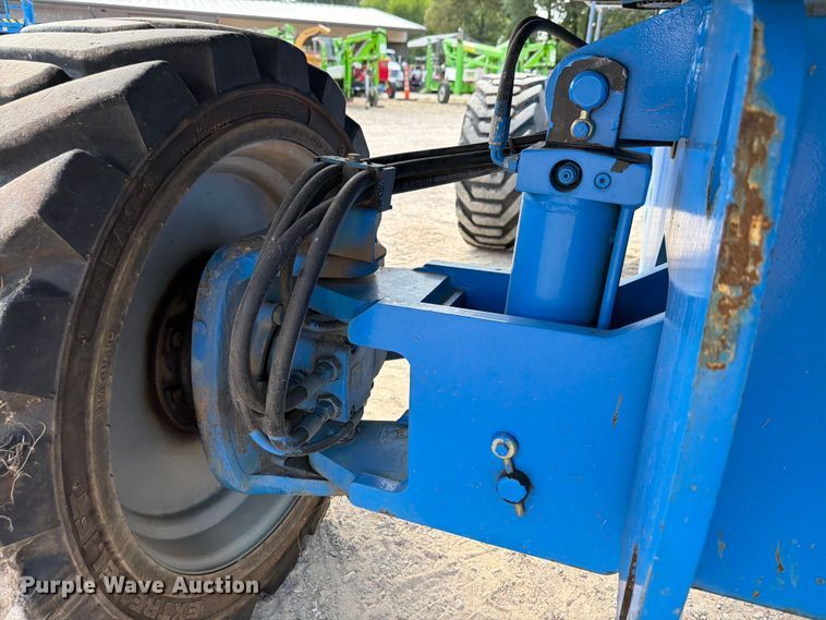 image for item FB8263 2008 Genie S-60HC boom lift