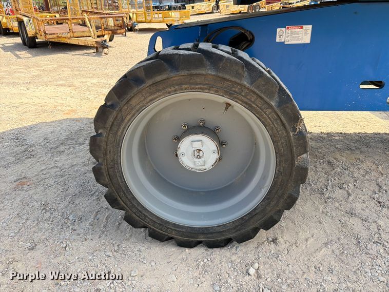 image for item FB8263 2008 Genie S-60HC boom lift