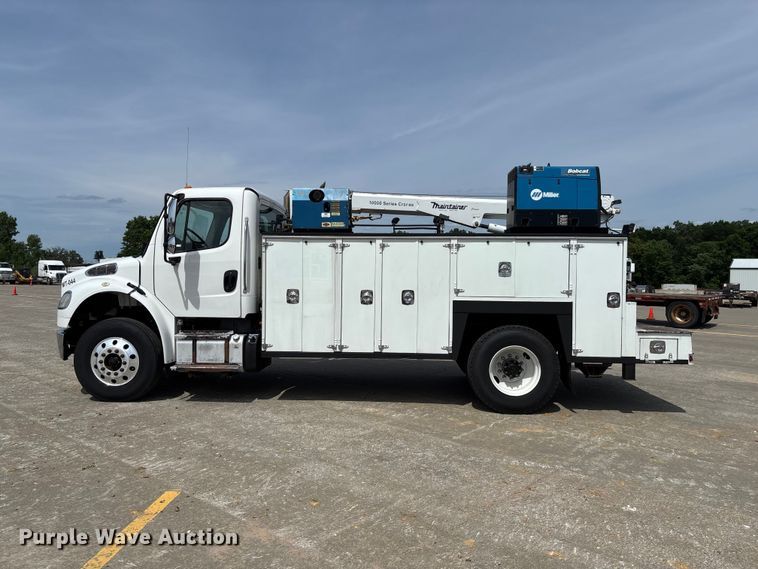 image for item FC1693 2017 Freightliner M2106 utility / service truck