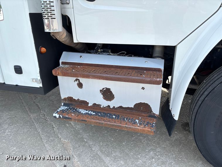 image for item FC1693 2017 Freightliner M2106 utility / service truck