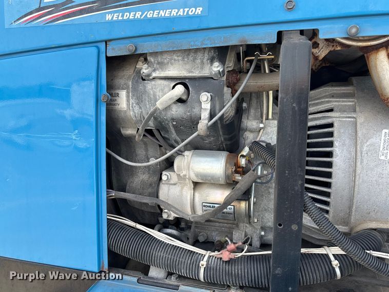 image for item FC1693 2017 Freightliner M2106 utility / service truck