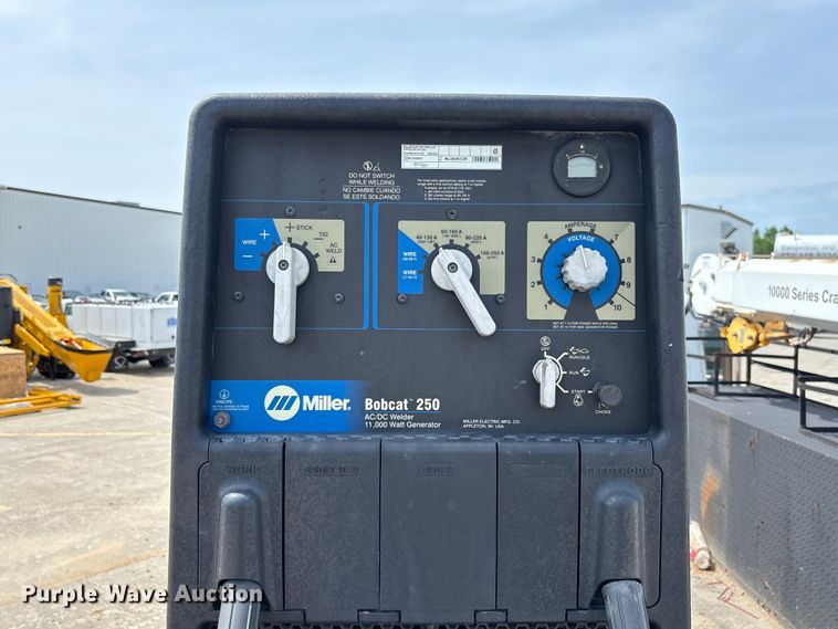 image for item FC1693 2017 Freightliner M2106 utility / service truck