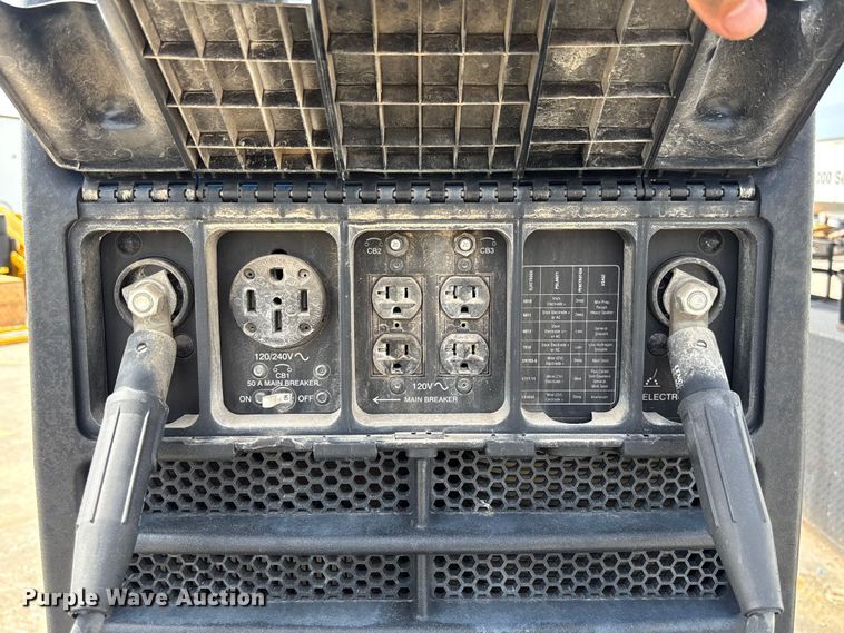 image for item FC1693 2017 Freightliner M2106 utility / service truck