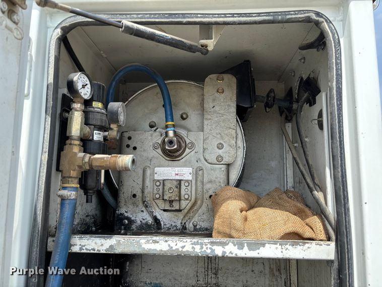 image for item FC1693 2017 Freightliner M2106 utility / service truck