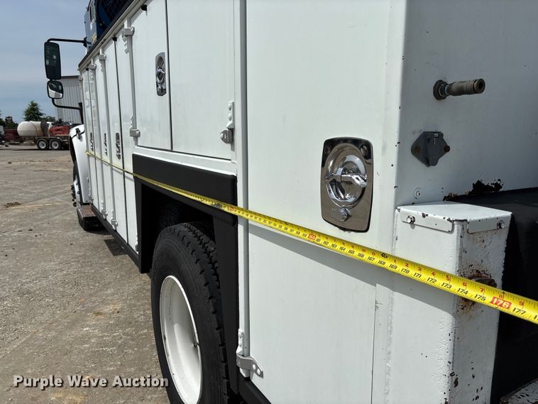 image for item FC1693 2017 Freightliner M2106 utility / service truck