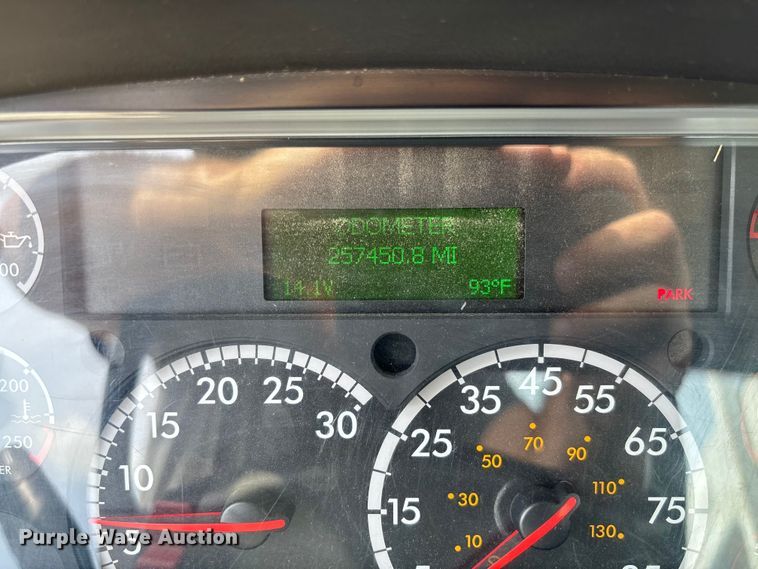 image for item FC1693 2017 Freightliner M2106 utility / service truck