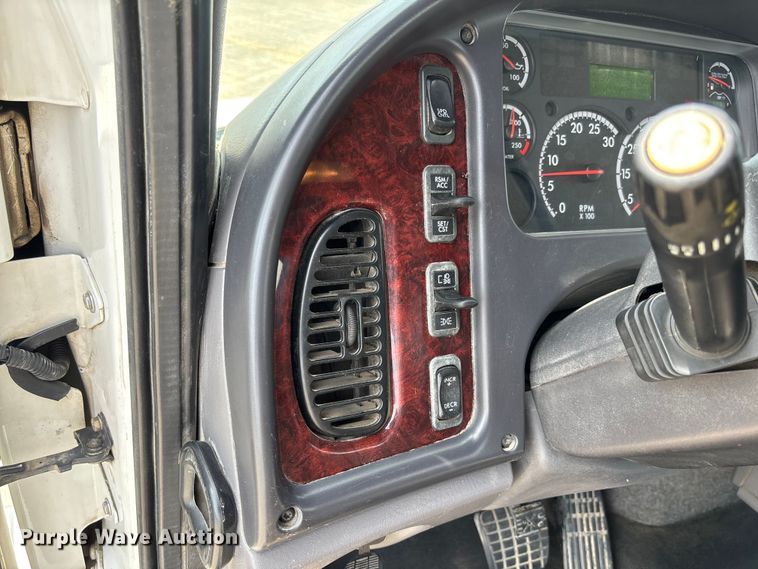 image for item FC1693 2017 Freightliner M2106 utility / service truck