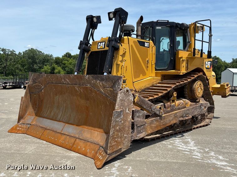 image for item FC1695 2018 Caterpillar D8T dozer