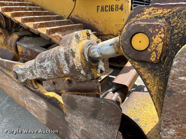 image for item FC1695 2018 Caterpillar D8T dozer