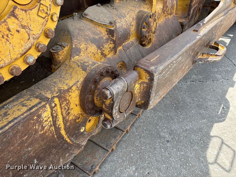 image for item FC1695 2018 Caterpillar D8T dozer