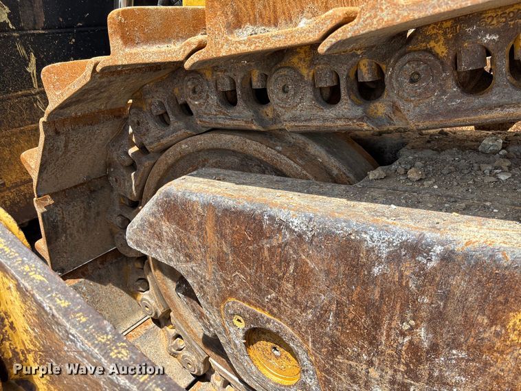 image for item FC1695 2018 Caterpillar D8T dozer