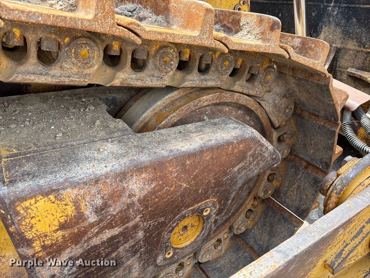 image for item FC1695 2018 Caterpillar D8T dozer