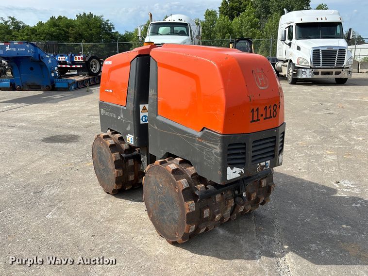 image for item FC1696 2020 Husqvarna LP9505 trench compactor