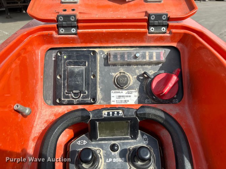 image for item FC1696 2020 Husqvarna LP9505 trench compactor