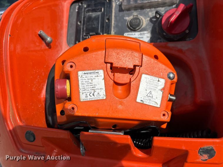 image for item FC1696 2020 Husqvarna LP9505 trench compactor