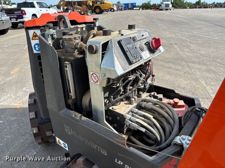 image for item FC1696 2020 Husqvarna LP9505 trench compactor