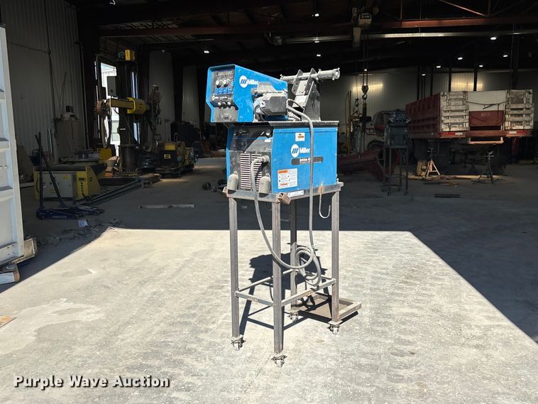 image for item FC1710 Miller Invision 456P welder/generator