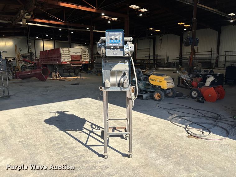 image for item FC1711 Miller Invision 456P welder/generator