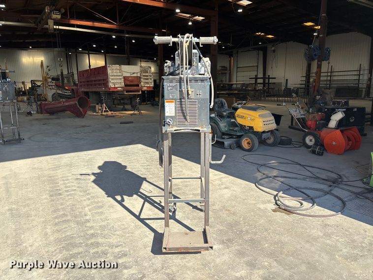 image for item FC1711 Miller Invision 456P welder/generator