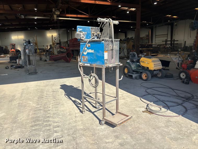 image for item FC1711 Miller Invision 456P welder/generator