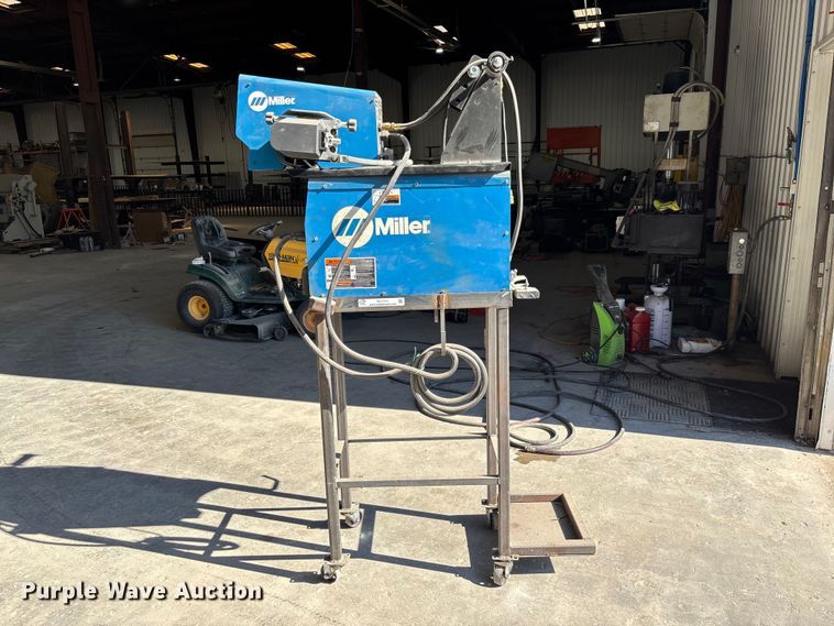 image for item FC1711 Miller Invision 456P welder/generator
