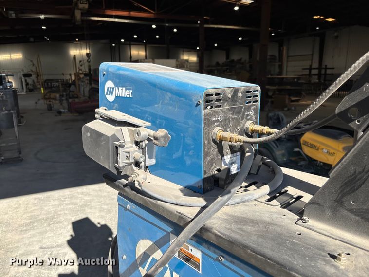 image for item FC1711 Miller Invision 456P welder/generator