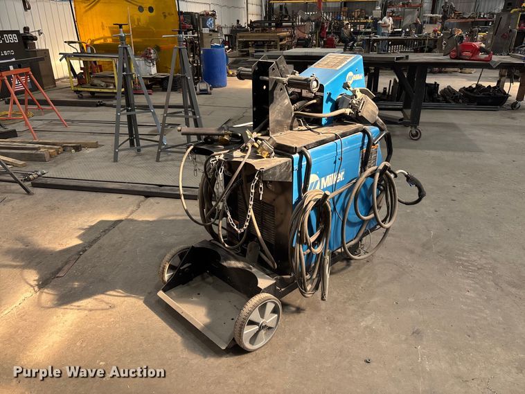 image for item FC1712 Miller PipeWorx 400 welder