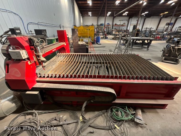image for item FC1713 DynaTorch XLE plasma cutting table and plasma cutter