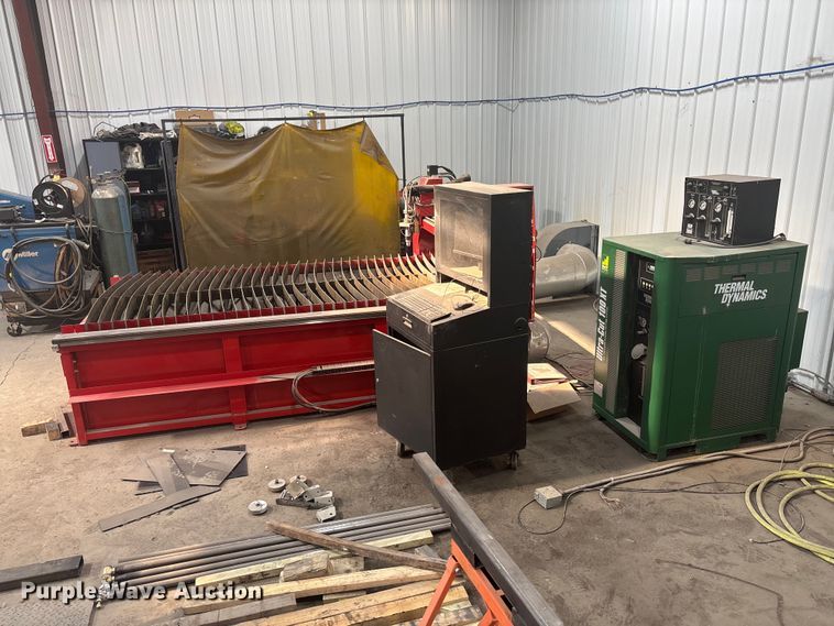 image for item FC1713 DynaTorch XLE plasma cutting table and plasma cutter
