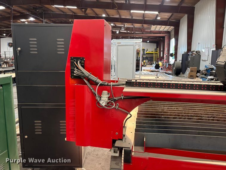 image for item FC1713 DynaTorch XLE plasma cutting table and plasma cutter