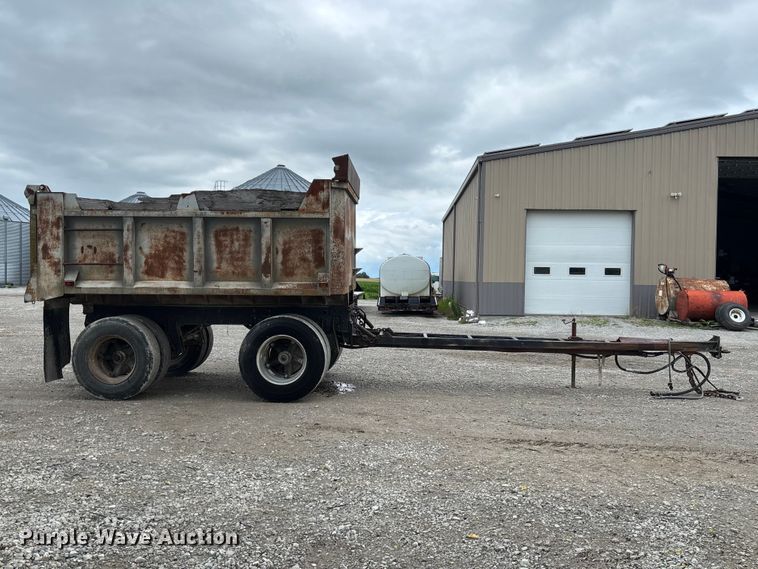 image for item FC1756 1979 end dump pup trailer