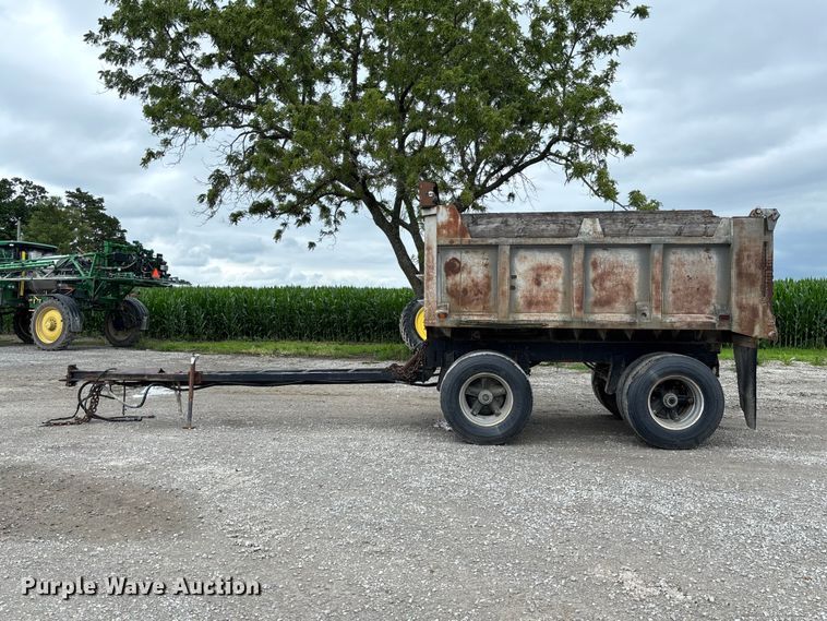 image for item FC1756 1979 end dump pup trailer