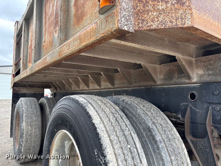 image for item FC1756 1979 end dump pup trailer