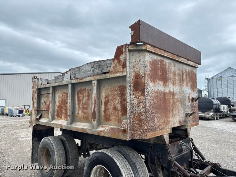 image for item FC1756 1979 end dump pup trailer