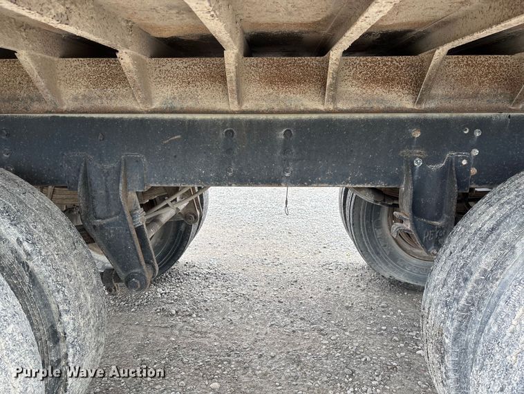 image for item FC1756 1979 end dump pup trailer