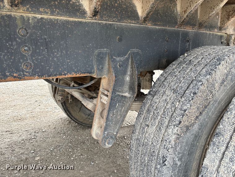 image for item FC1756 1979 end dump pup trailer