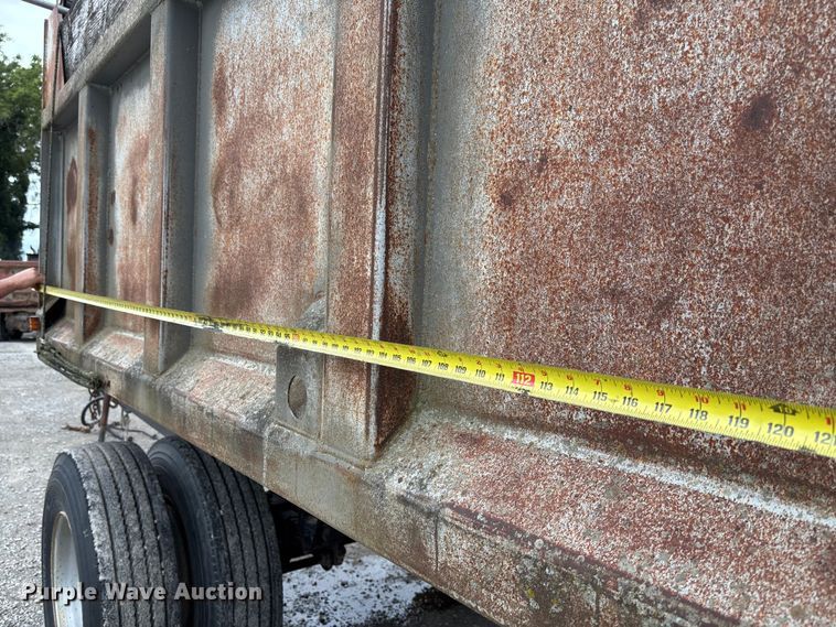 image for item FC1756 1979 end dump pup trailer