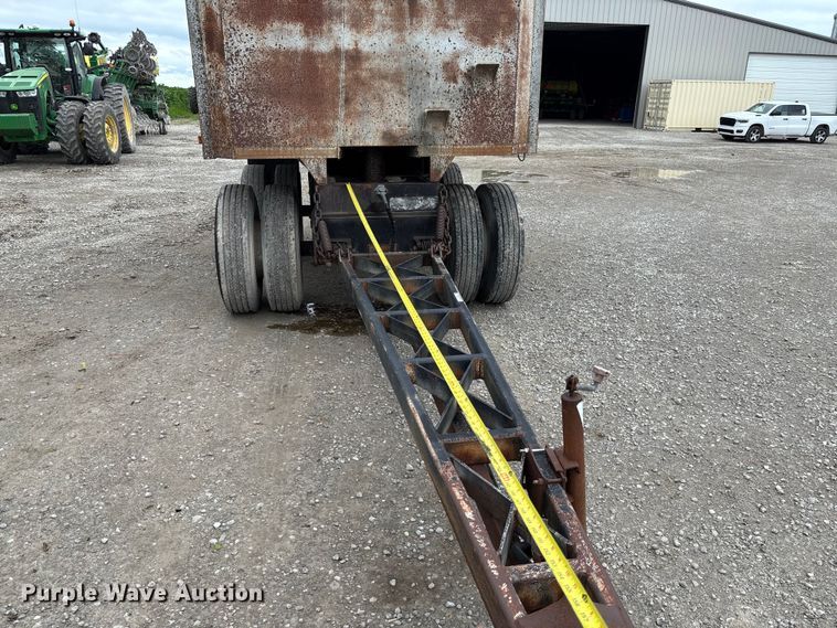 image for item FC1756 1979 end dump pup trailer