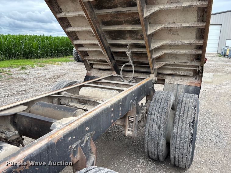 image for item FC1756 1979 end dump pup trailer